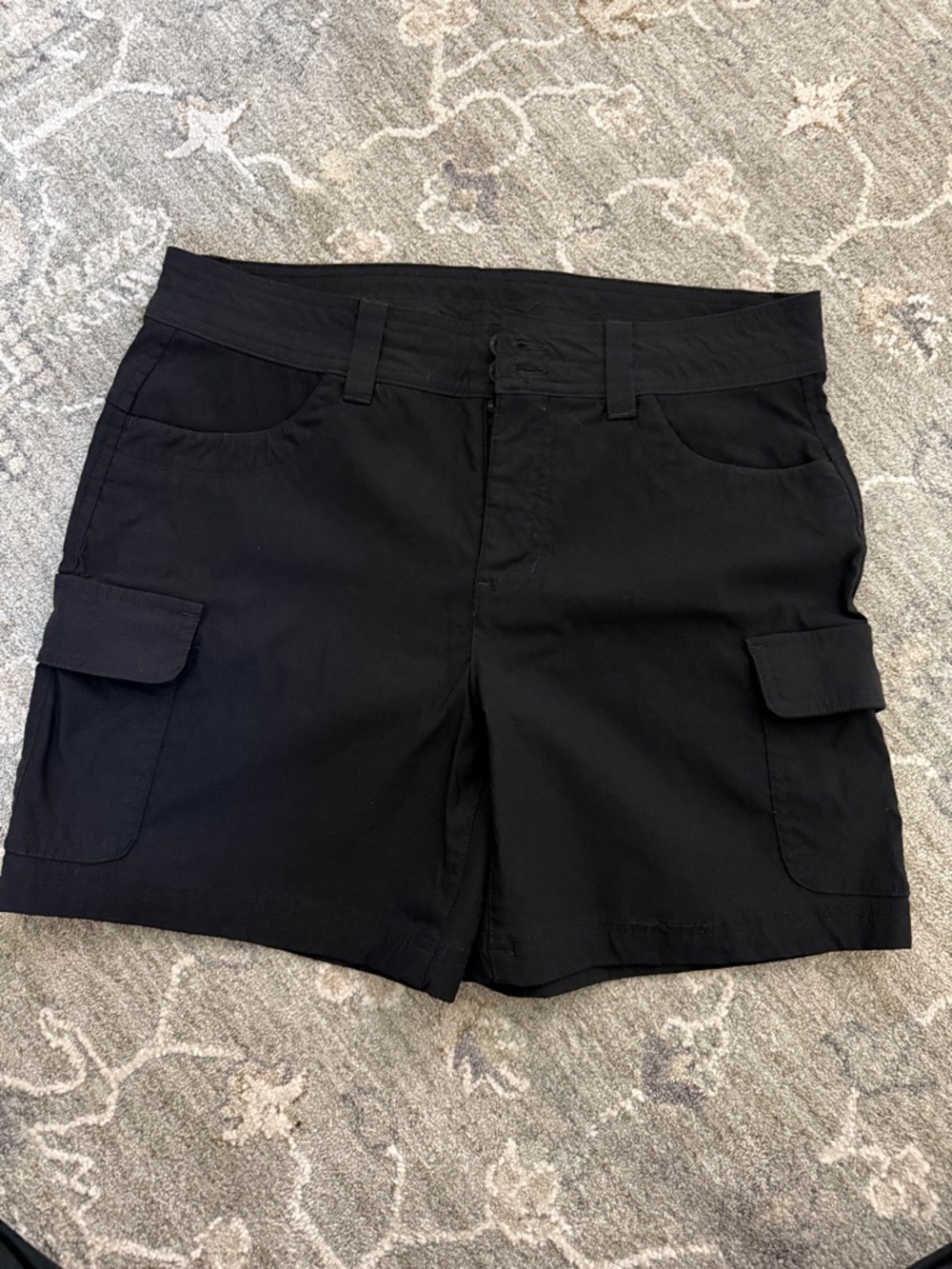 Eddie Bauer Black and Cargo Women’s Shorts